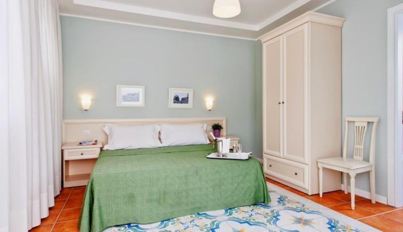 Medea Beach Resort Capaccio Esterno foto