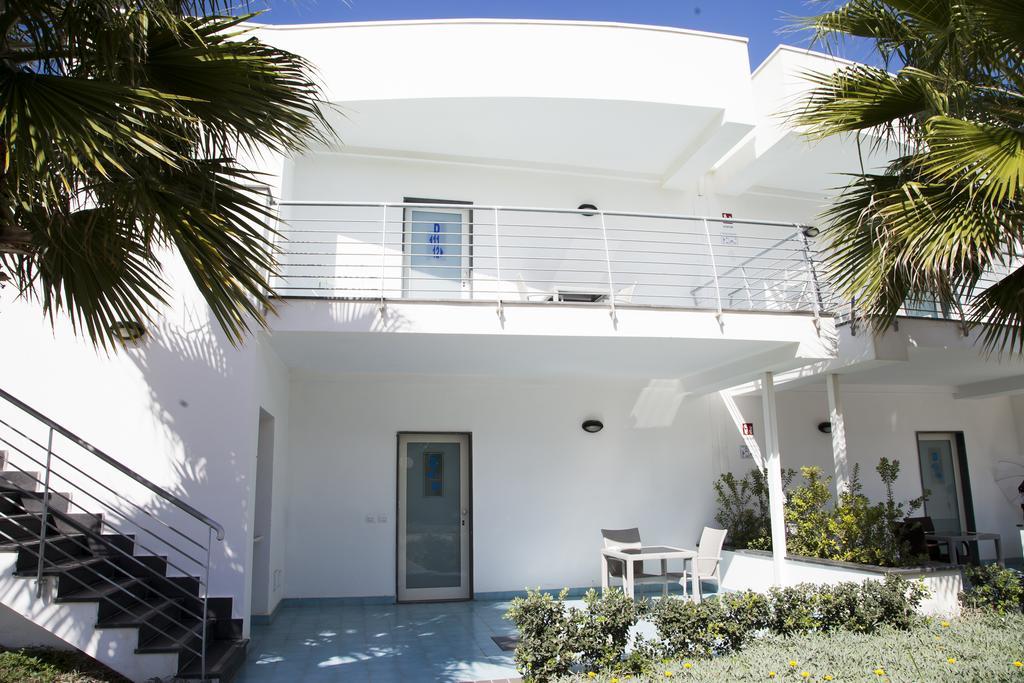 Medea Beach Resort Capaccio Esterno foto