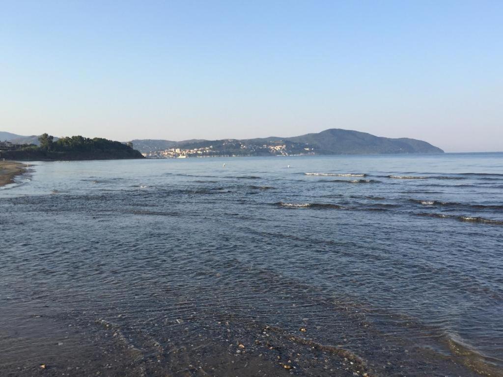 Medea Beach Resort Capaccio Esterno foto